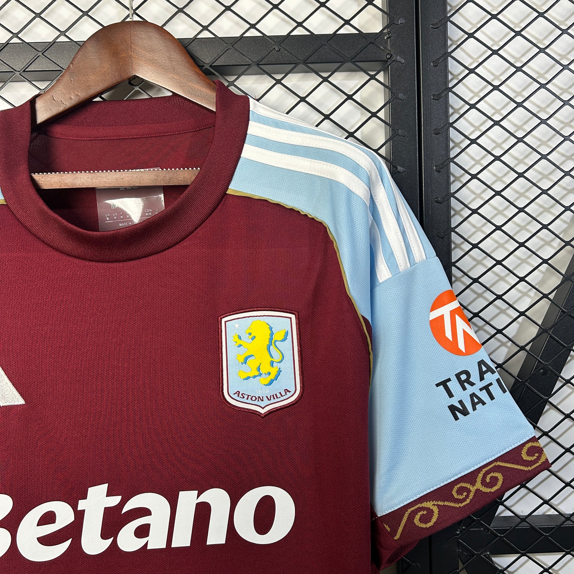ASTON VILLA DOMICILE | 25/26