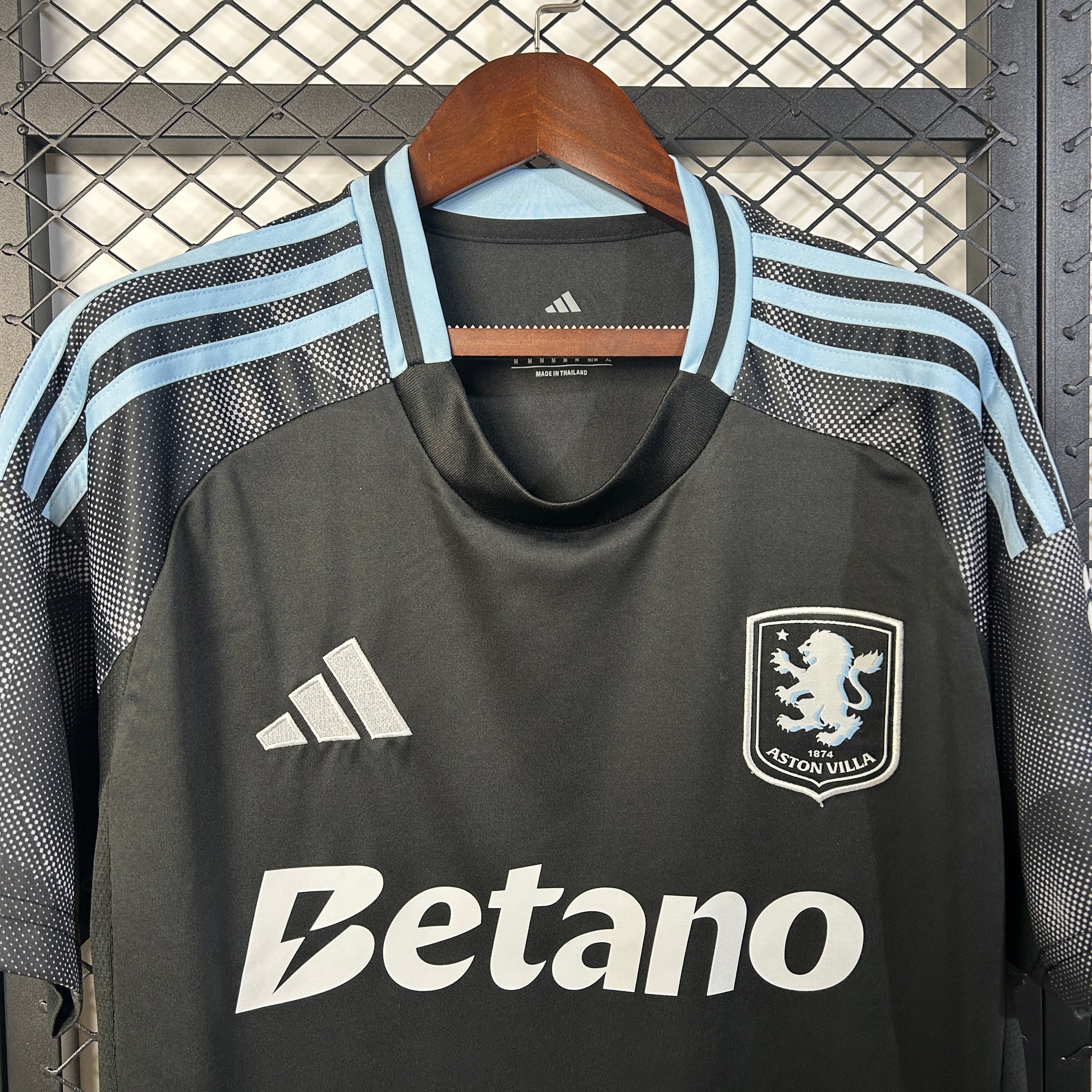 ASTON VILLA EXTÉRIEUR | 25/26