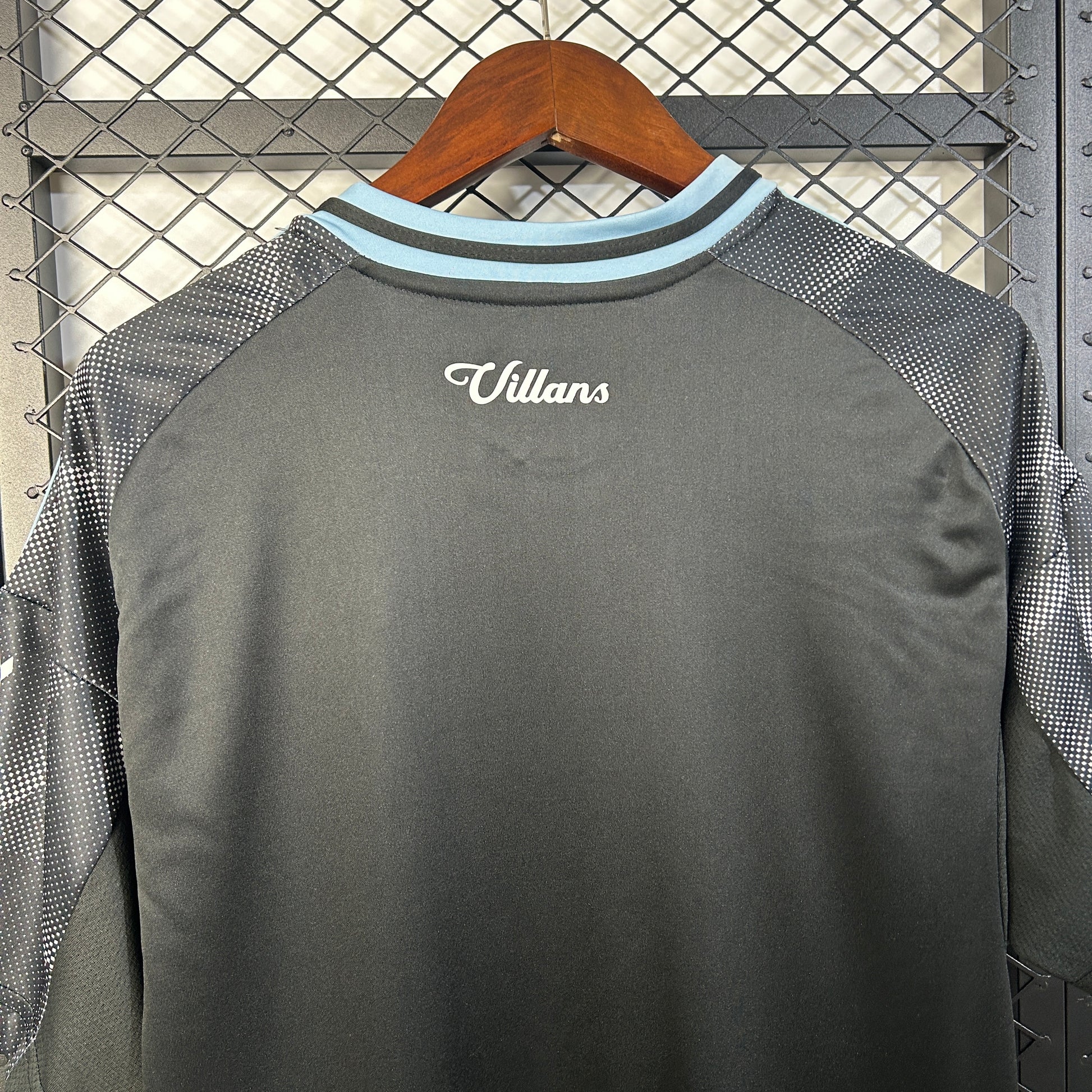 ASTON VILLA EXTÉRIEUR | 25/26